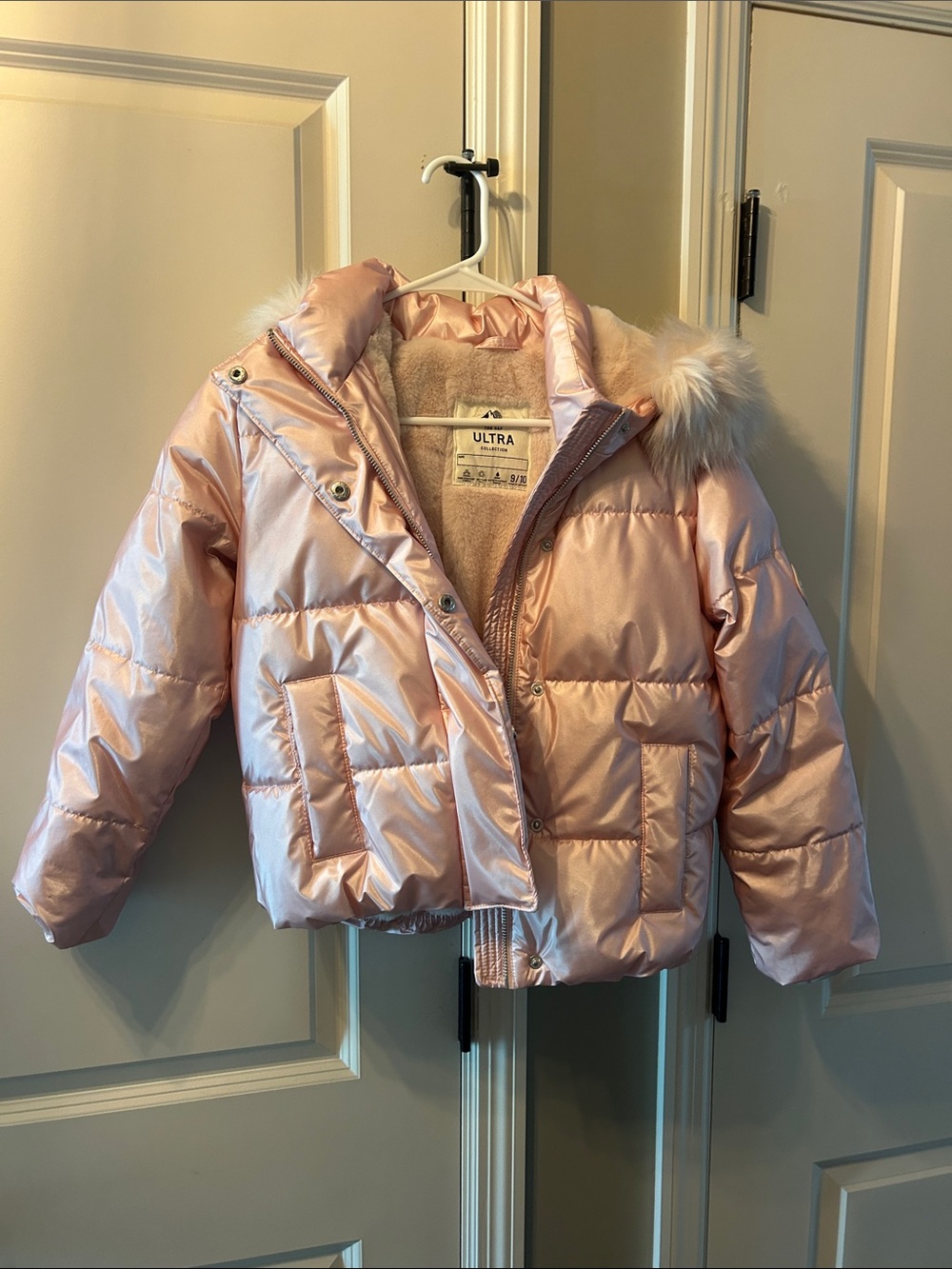 Abercrombie & Fitch Girls' Shimmery Light Pink Puffer Jacket with Faux Fur Hood